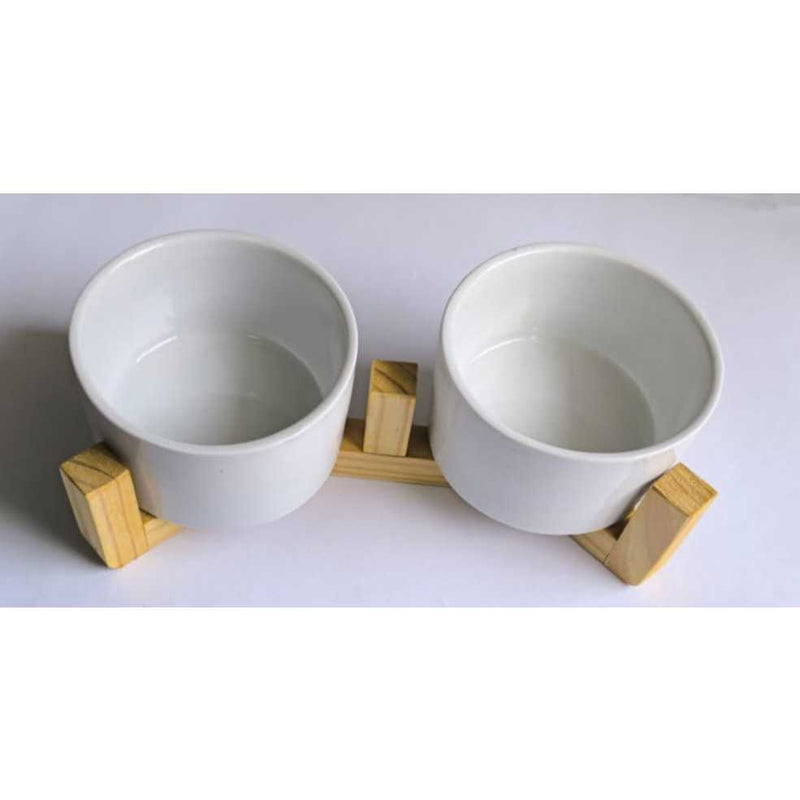 Comedouro Duplo Elevado em Madeira e Porcelana – Design Clean para Gatos e Cães de Pequeno Porte